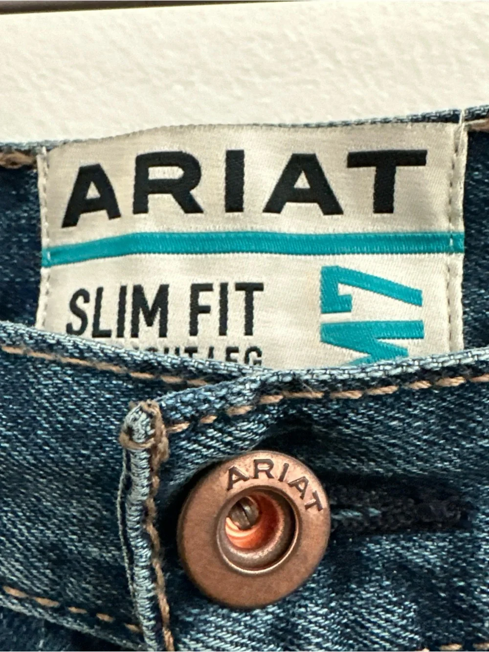 Ariat M7 Jeans Mens Size 30x30 Slim Fit Straight Leg Blue Denim NWOT
